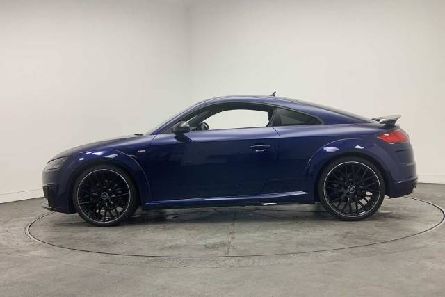2023 Audi TT 2.0 Coup- Black Edition 40 TFSI  197 PS S tronic