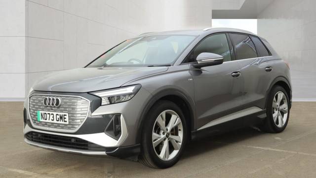 2023 Audi Q4 e-tron Q4  (O) S line 40 e-tron  150,00 kW
