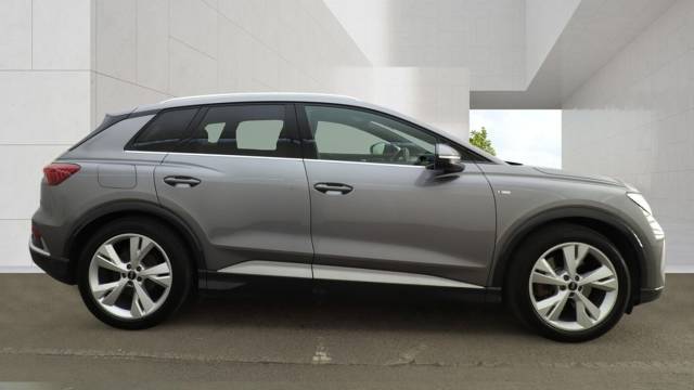 2023 Audi Q4 e-tron Q4  (O) S line 40 e-tron  150,00 kW