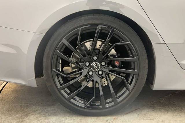 2024 Audi RS 5 Sportback 2.9 RS 5 Sportback Carbon Black   450 PS tiptronic
