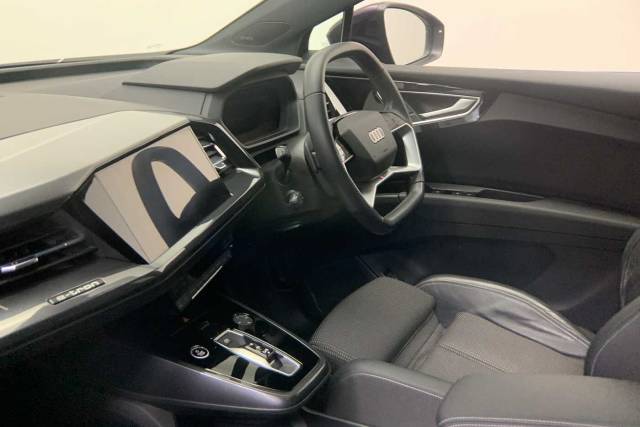 2021 Audi Q4 e-tron Q4  S line 35 e-tron  125,00 kW