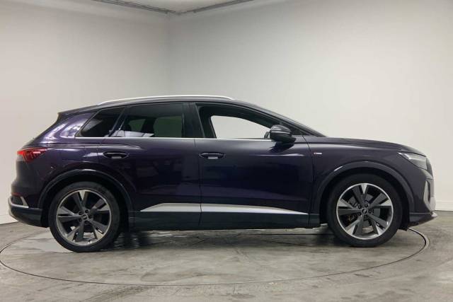 2021 Audi Q4 e-tron Q4  S line 35 e-tron  125,00 kW