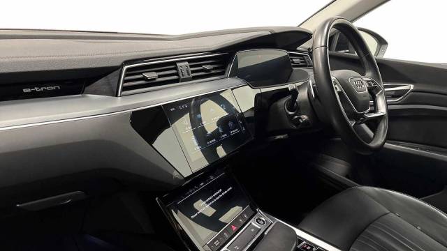 2023 Audi Q8 e-tron Sport 50 e-tron quattro 250,00 kW