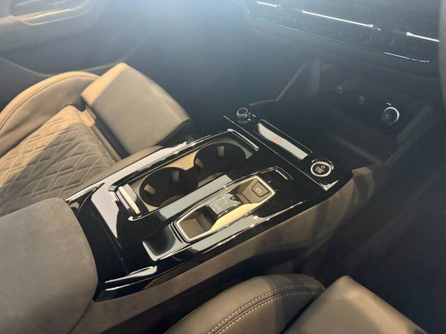 Audi Q6 Sportback e-tron AUDI Q6 Sportback Black Edition e-tron performance 225,00 kW