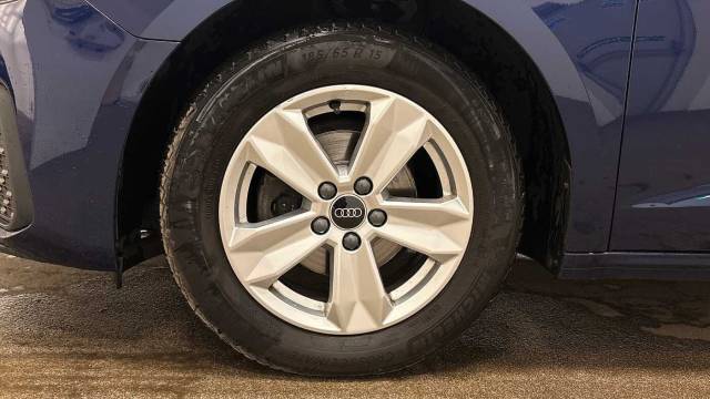 2023 Audi A1 Sportback 1.0 Technik 25 TFSI  95 PS 5-speed