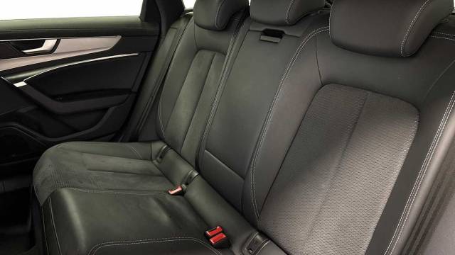 2022 Audi A6 2.0 Avant S line 40 TFSI  204 PS S tronic
