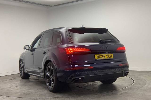 2025 Audi Q7 3.0 SUV  Black Edition 45 TDI quattro 231 PS tiptronic