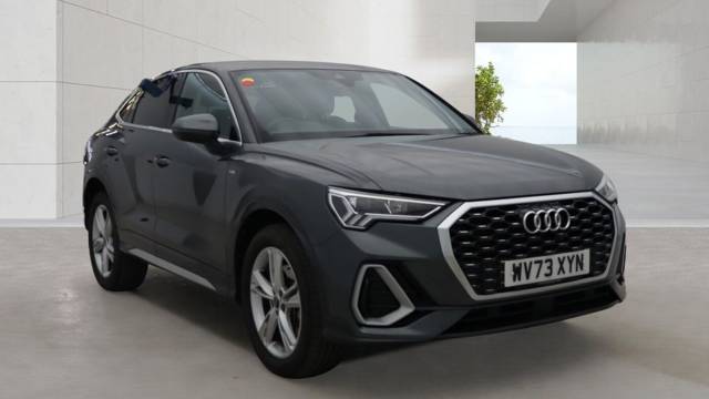 Audi Q3 Sportback TFSI e 1.4 (O) S line 45 TFSI e  245 PS S tronic 4x4 vehicle Hybrid Daytona Grey Pearl Effect