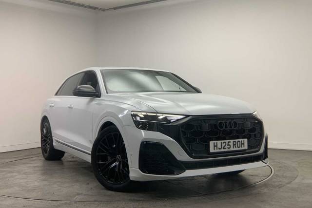 Audi Q8 3.0 SUV  Black Edition 50 TDI quattro 286 PS tiptronic 4x4 vehicle Diesel Glacier White Metallic