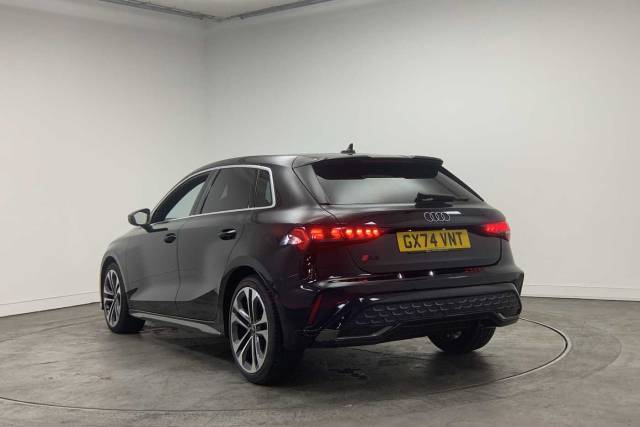 2024 Audi A3 Sportback 1.5 S line 30 TFSI  116 PS S tronic