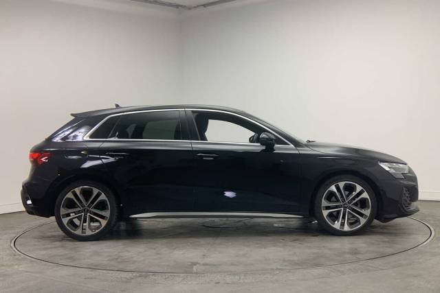 2024 Audi A3 Sportback 1.5 S line 30 TFSI  116 PS S tronic