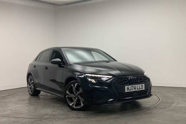 Audi A3 Sportback 1.4 S line Competition 45 TFSI e  245 PS S tronic Hatchback Hybrid Mythos black, metallic