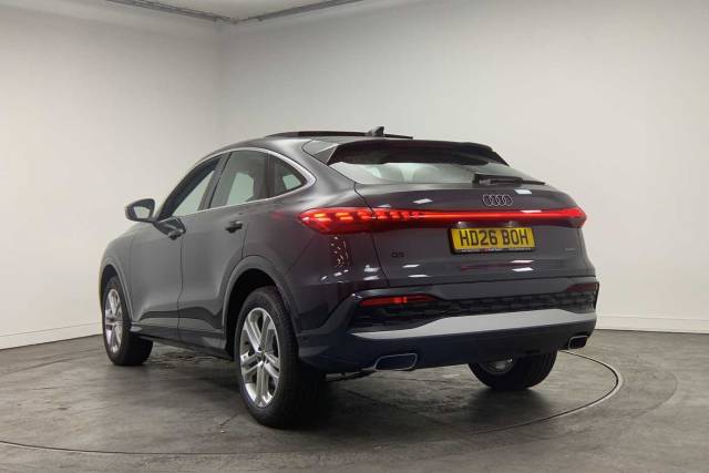 2026 Audi Q5 Sportback 2.0 Sport TFSI quattro 204 PS S tronic