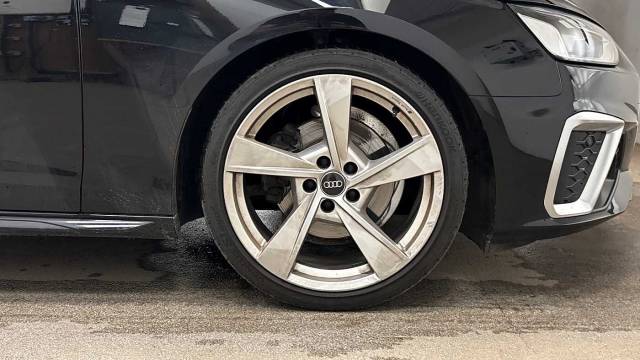 2023 Audi A4 Saloon 2.0 S line 35 TFSI  150 PS S tronic