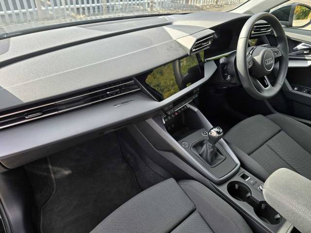 2025 Audi A3 Sportback 1.5 Sport TFSI  150 PS 6-speed