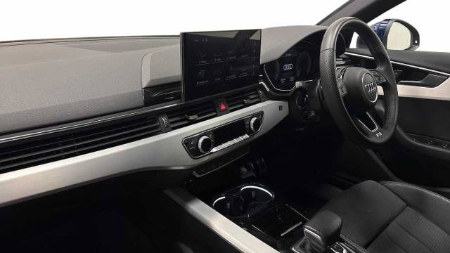 2024 Audi A4 Avant 2.0 Avant S line 40 TFSI  204 PS S tronic