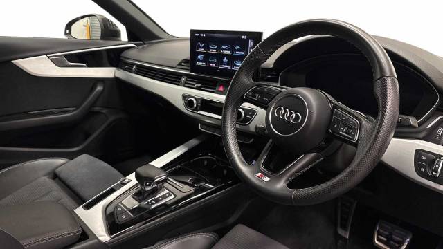 2022 Audi A4 Saloon 2.0 S line 40 TFSI  204 PS S tronic