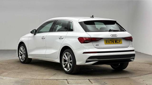 2024 Audi A3 Sportback 1.5 Sport 30 TFSI  116 PS 6-speed