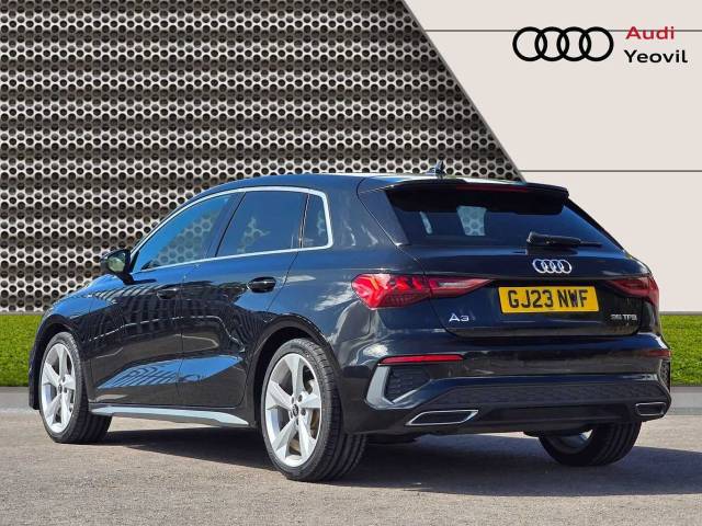 2023 Audi A3 Sportback 1.5 S line 35 TFSI  150 PS S tronic