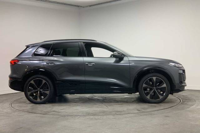 2026 Audi Q6 e-tron Q6 SUV Black Edition e-tron quattro 315,00 kW