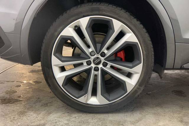 2023 Audi Q5 Sportback 2.0 Edition 1 45 TFSI quattro 265 PS S tronic