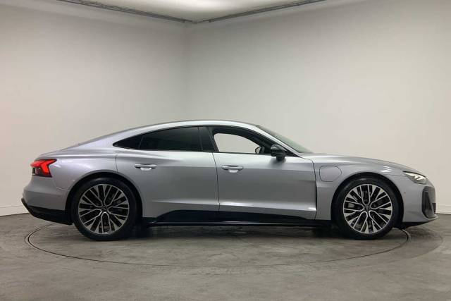 2026 Audi E-tron Gt 435,00 kW