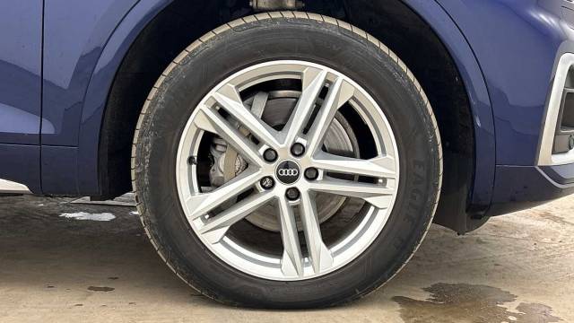 2022 Audi Q5 Sportback 2.0 S line 45 TFSI quattro 265 PS S tronic