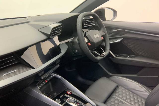 2025 Audi RS 3 Sportback 2.5 3 Carbon Black   400 PS S tronic