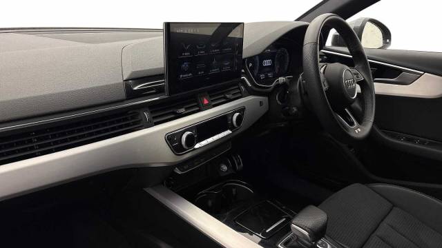 2024 Audi A4 Saloon 2.0 S line 40 TFSI  204 PS S tronic