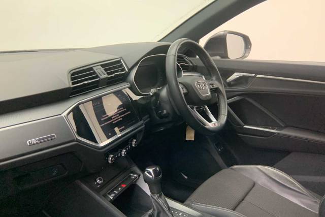 2023 Audi Q3 Sportback TFSI e 1.4 (O) S line 45 TFSI e  245 PS S tronic