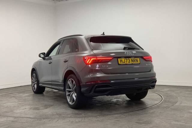 2023 Audi Q3 1.5 (O) Black Edition 35 TFSI  150 PS S tronic