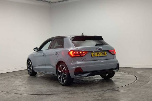 2025 Audi A1 Sportback 1.0 Black Edition 30 TFSI  116 PS S tronic