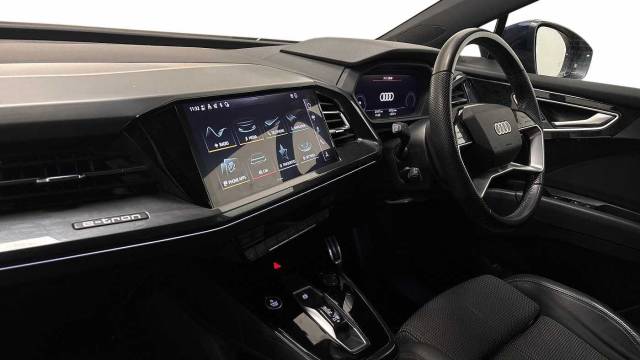 2022 Audi Q4 e-tron S line 35  125,00 kW