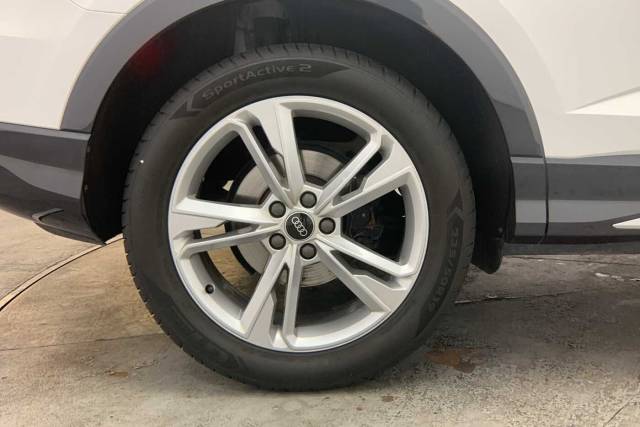 2024 Audi Q3 Sportback 1.5 S line 35 TFSI  150 PS S tronic