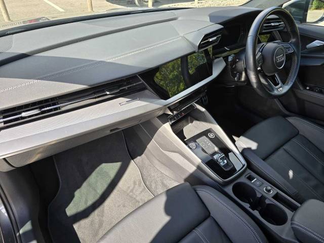 2022 Audi A3 Sportback 1.5 S line 35 TFSI  150 PS S tronic