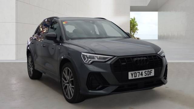 Audi Q3 2.0 Black Edition 45 TFSI quattro 245 PS S tronic 4x4 vehicle Petrol Daytona Grey Pearl Effect