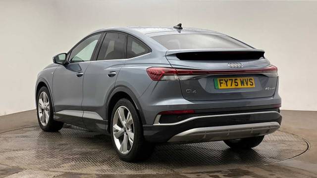 2025 Audi Q4 Sportback e-tron S line 45  210,00 kW