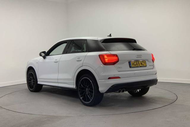 2020 Audi Q2 1.5 Black Edition 35 TFSI  150 PS S tronic