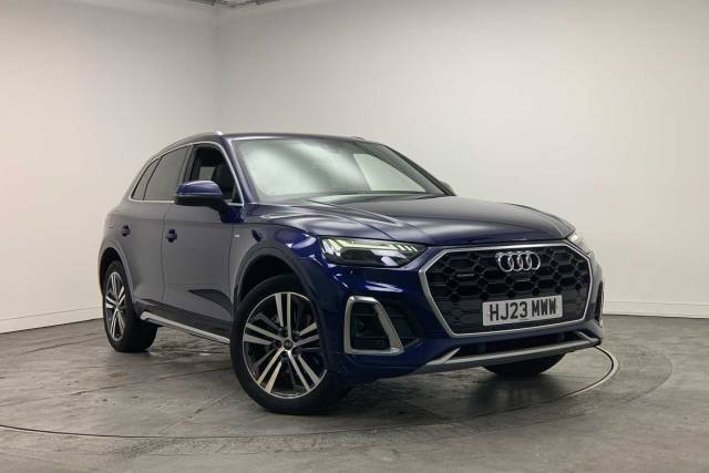 Audi Q5 2.0 S line 40 TDI quattro 204 PS S tronic 4x4 vehicle Diesel Navarra blue, metallic
