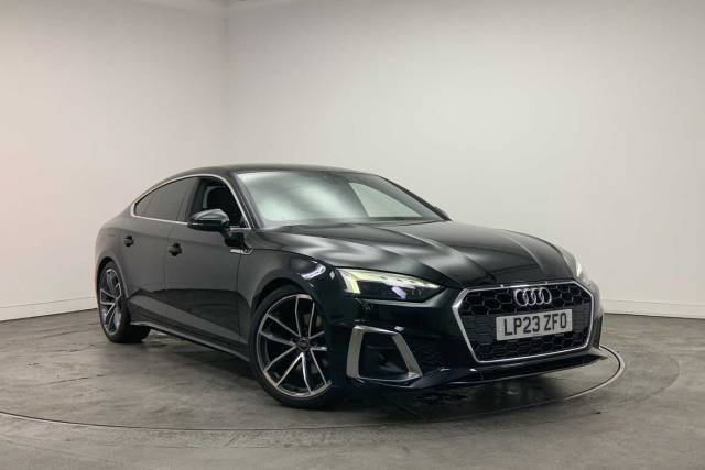 Audi A5 Sportback 2.0 S line 35 TFSI  150 PS S tronic Hatchback Petrol Mythos black, metallic