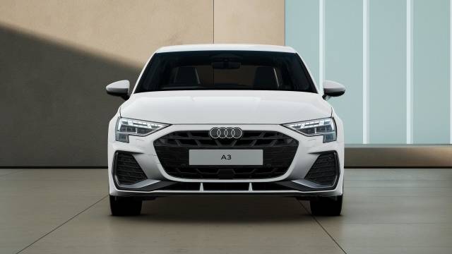 Audi A3 Saloon AUDI A3 Saloon S line TFSI 116 PS 6-speed