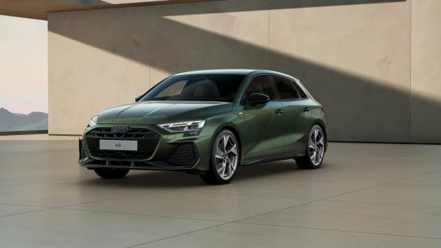 Audi A3 Sportback AUDI A3 Sportback Black Edition TFSI 150 PS S tronic Sportback Petrol District green, metallic