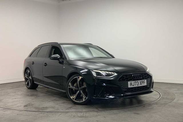 Audi A4 Avant 2.0 Avant Black Edition 40 TFSI  204 PS S tronic Estate Petrol Mythos Black Metallic