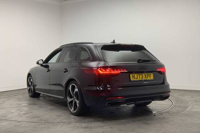 2023 Audi A4 Avant 2.0 Avant Black Edition 40 TFSI  204 PS S tronic
