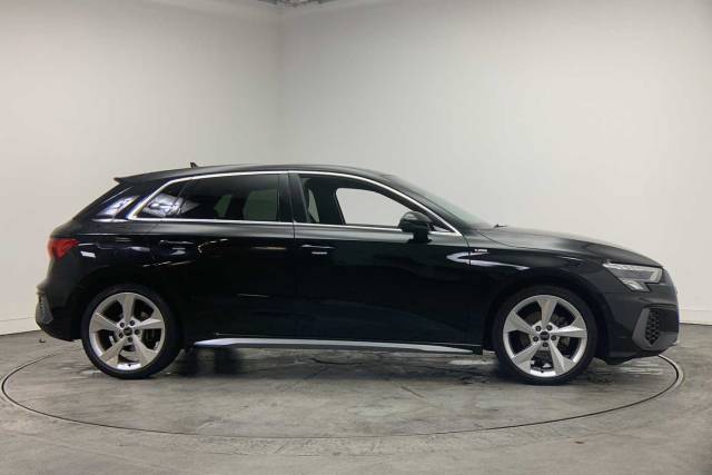 2024 Audi A3 Sportback 1.5 S line 35 TFSI  150 PS S tronic