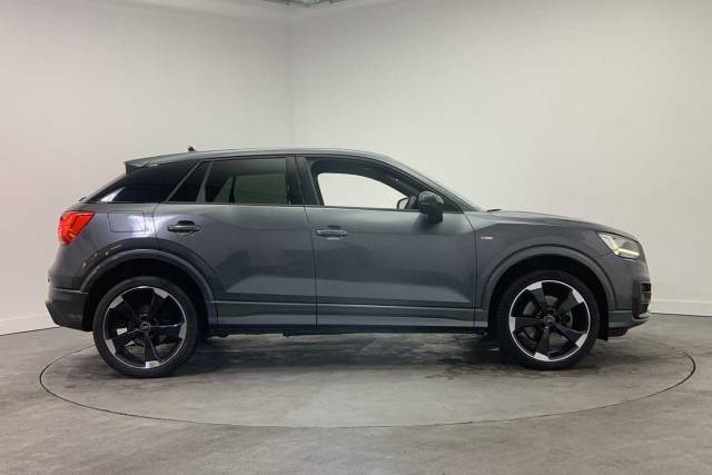 2020 Audi Q2 1.5 Black Edition 35 TFSI  150 PS S tronic