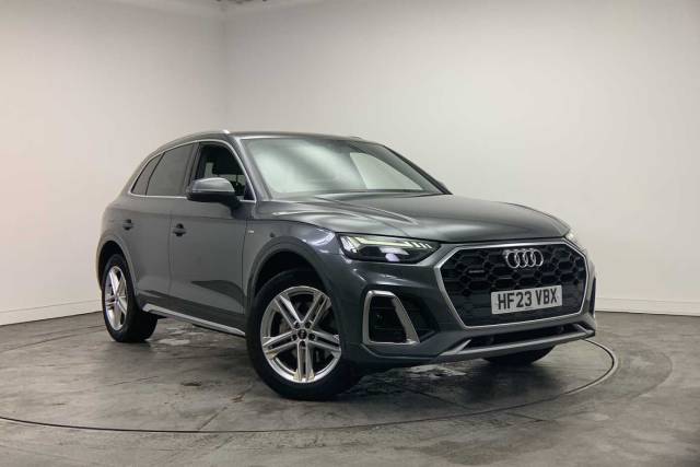 Audi Q5 2.0 S line 40 TDI quattro 204 PS S tronic 4x4 vehicle Diesel Daytona grey, pearl effect