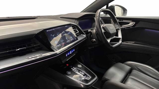 2023 Audi Q4 Sportback e-tron Black Edition 50 quattro 220,00 kW