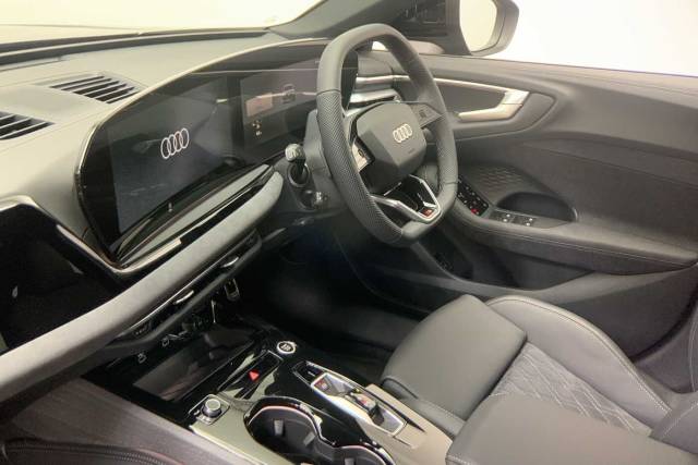 2026 Audi A5 Avant 2.0 Black Edition TFSI  204 PS S tronic