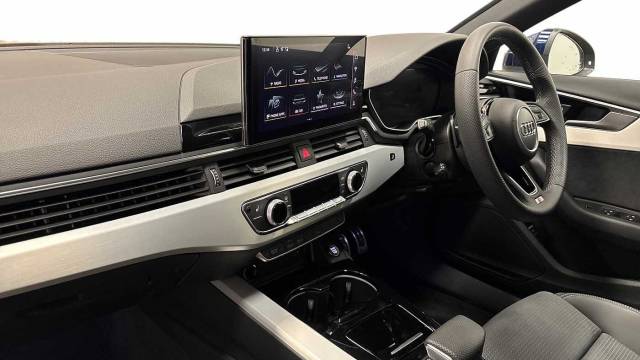 2024 Audi A4 Avant 2.0 Avant S line 35 TFSI  150 PS S tronic